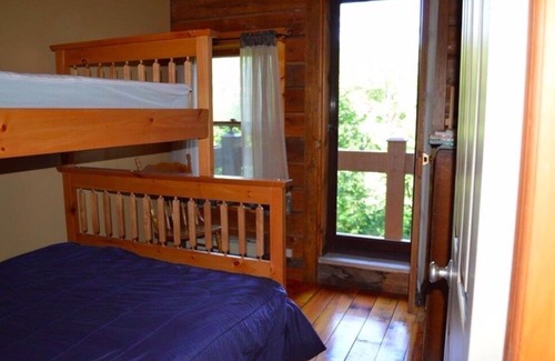 Eagle Lake Ski Chalet | Welcome to the Eagle's Nest! Ski & Mountain Bike Paradise Perched in the Trees
