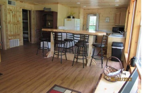Harrison Cabin | Welcome to the Howell-a-Day Inn.