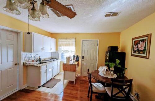 Brunswick Apartment | Welcome to the Kind Apartment!