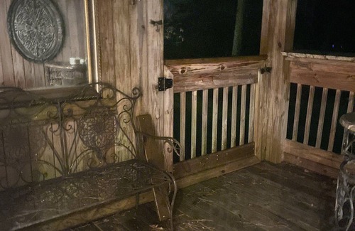 Cliftondale Bed & Breakfast | Welcome to the LaGoon!nCozy 3 bedroom /2 bath Cottage.