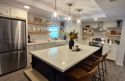 Edinburg House | Welcome to The Oak House!