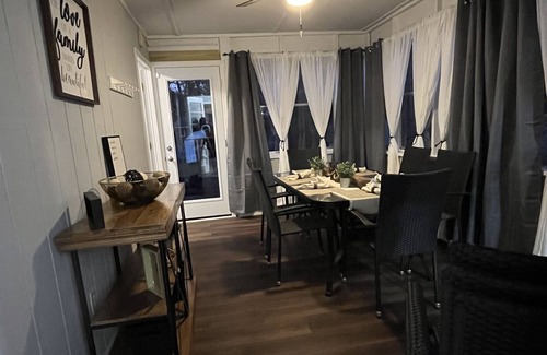 West Ashley House | Welcome to The Palmetto House!