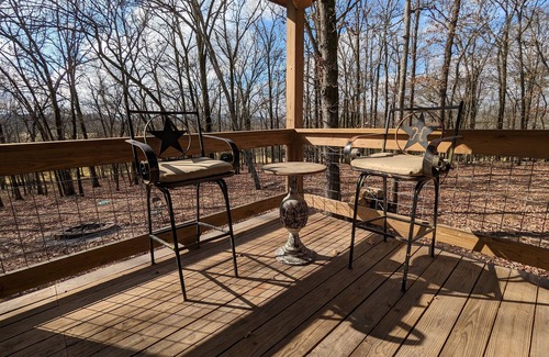 Oden Cabin | Welcome to the porch!