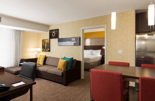 Northfield House | Welcome to the Residence Inn Denver Central Park!