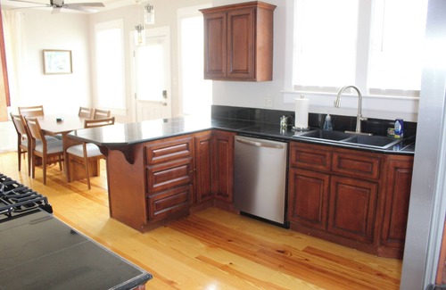 Gulfport Cottage | Welcome to The Shrimp Shack!
