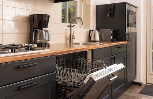 Hoge Hexel House | Welcome to this modern and comfortable holiday home in Hoge Hexel.