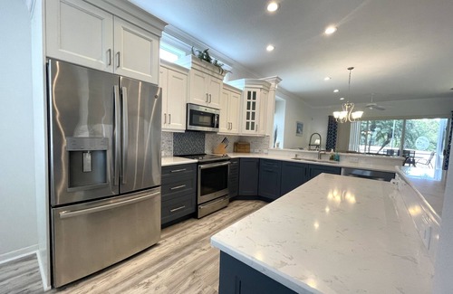 Venice House | Welcome to this private gated Venice Golf Country Club house for rent