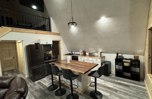 Carroll County House | Welcome to Three Points Cabin at White Lake