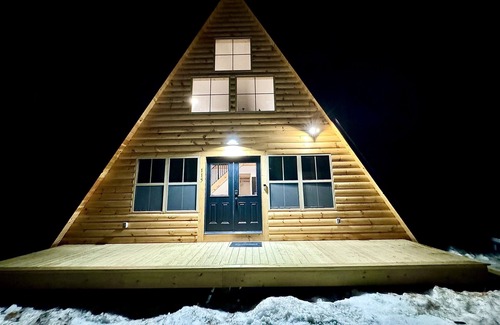 Carroll County House | Welcome to Three Points Cabin at White Lake