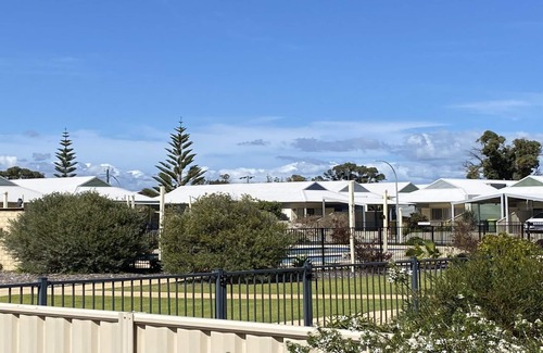 Jurien Bay Villa | Welcome to Unit 23 Seafront Estate, located within a stunning complex right in the heart of Jurien B