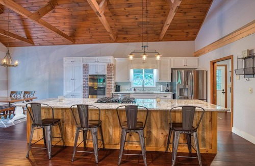 Waynesville House | Welcome to Water Rock Escape