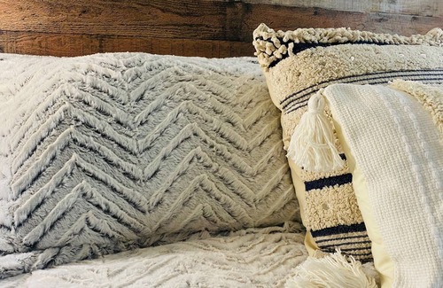 Clinton Cottage | Welcome to Whidbey's Bluff Cottage!