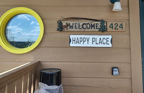 Warrens Cabin | Welcome To Your Happy Place With Beautiful Sunsets