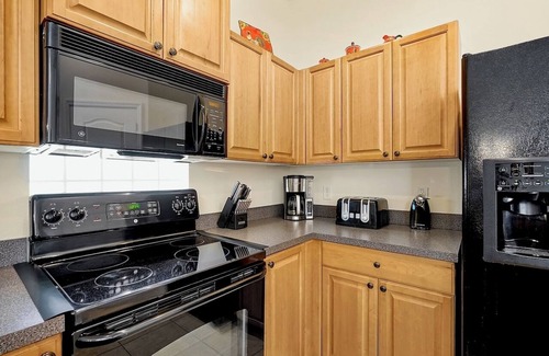 Tuscan Hills House | Welcome to your "Home away from Home" at Villa Bermudiana, minutes from Disney!