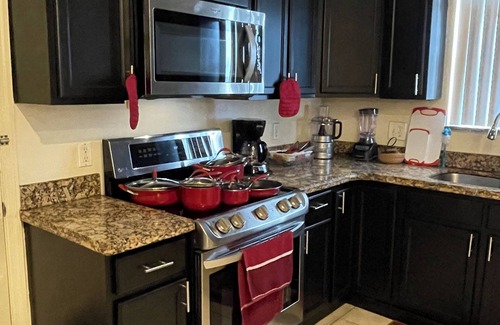 Highland Garden House | Welcome to your "Home Away From Home" getaway Near Miami & Hard Rock