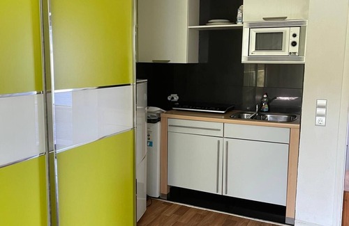 Murwik Apartment | Welcome to your little temporary home!