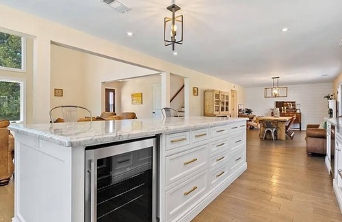 Atascadero House | Welcome to your luxe hilltop escape - a stunning retreat with panoramic views