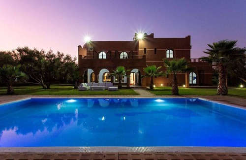 Hivernage Villa | Welcome to your second home 🏠, with beautiful swimming pool