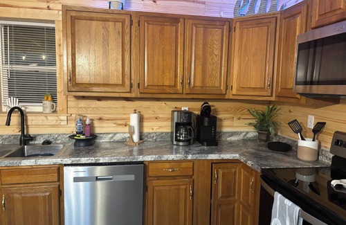 Lindseyville House | Welcome to your weekend getaway at Nolin River lake!