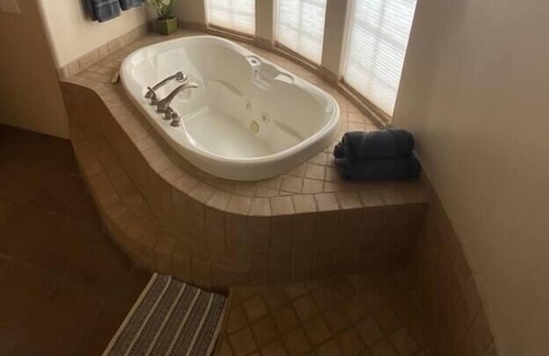 Maricopa County House | Welcome World Series Fans! Private Pool! Golf!