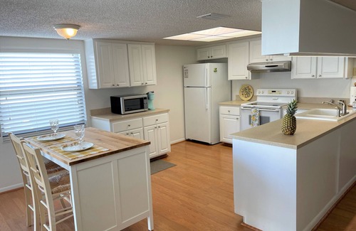 Indian Shores Condo | Welcome Y'all Vacation Rentals