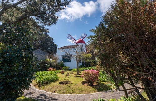 Ponta Delgada House | WelcomeBuddy - Casa do Moinho Garden & Sea Retreat