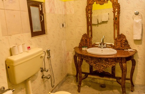 Dharamshala Hotel | WelcomHeritage Grace Hotel