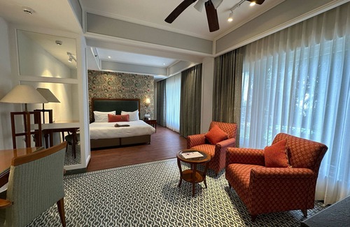 The Mall Road Hotel | WelcomHeritage Kasmanda Palace