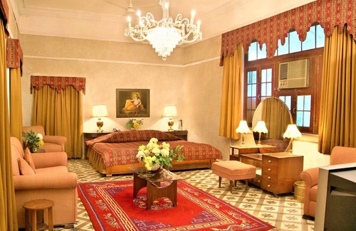 Gunehr Hotel | WelcomHeritage Taragarh Palace