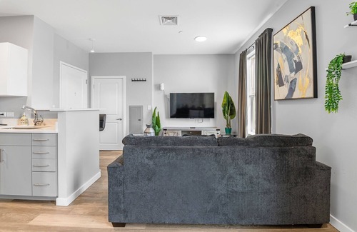 Everett Apartment | Welcoming 1BR Near Encore Boston 3793