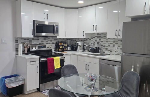 Northwest Edmonton Apartment | Welcoming 2-bedroom basement apartment with in West Edmonton