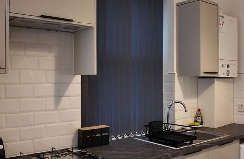 Haverstock Apartment | Welcoming 4-bedroom apartment with WiFi in vibrant London