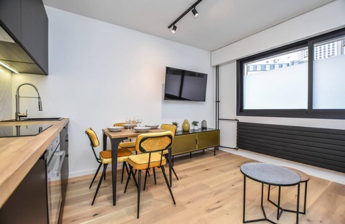 Ternes Apartment | Welcoming Apartment - 1br/4p - Arc de Triomphe