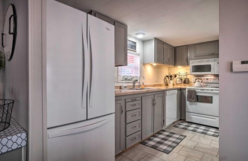 Hayesville House | Welcoming Cabin Less Than 10 Miles from Hayesville!