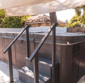 Claremont Apartment | Welcoming Claremont Studio With Private Yard and Pool Spa