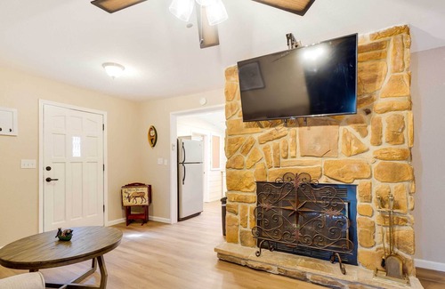 Flat Hollow Marina House | Welcoming Speedwell Retreat w/ Lake Views!