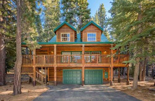 Truckee House | Welcoming Tahoe-Donner Cabin