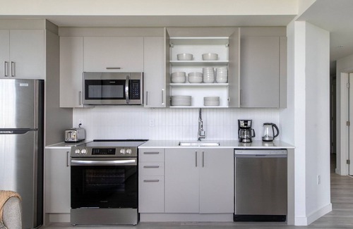Edgewater Apartment | Welcoming Wynwood 2BR w/Gym & Roof Pool, nr Midtown, by Blueground