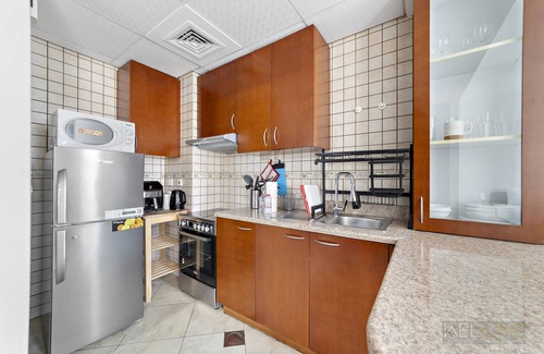 Motor City Apartment | WelHome - Stylish Studio with Park Views in Regent House 2