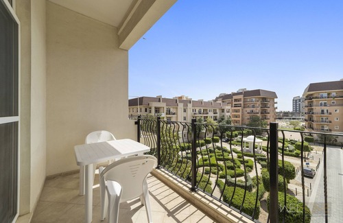 Motor City Apartment | WelHome - Stylish Studio with Park Views in Regent House 2