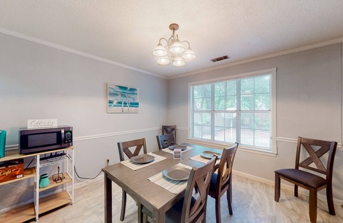 Savannah House | Well-appointed home with spacious backyard, firepit, streaming, & central AC