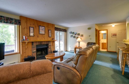 Lincoln Apartment | Well-Appointed Lincoln Abode Ski, Swim and Fish!