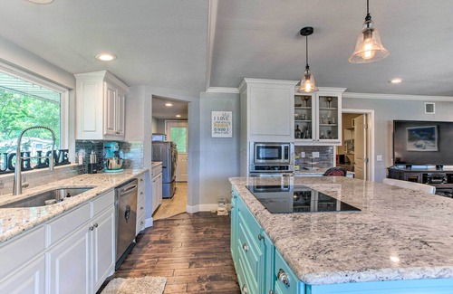Mead House | Well-Appointed Mead Getaway w/Private Yard