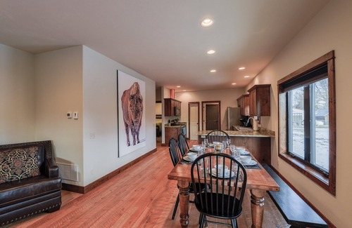 Ennis House | Well Appointed Vacation House in Ennis only 3 blocks from Main St.