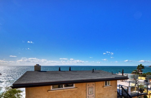 Laguna Beach Villa | Well appointed villa right in the heart of downtown Laguna Beach! 1 BR 1.5BA