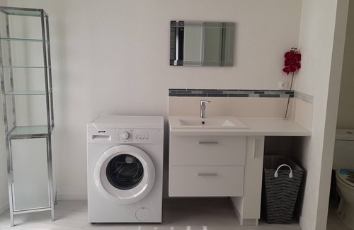 Plauzat Apartment | "Well-being apartment" between Clermont Ferrand and Issoire
