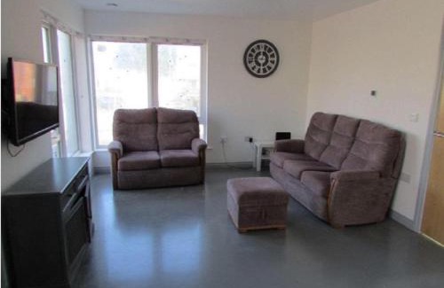 Hemsby House | Well Designed Bungalow In The Seaside Resort Of Hemsby, Ref 99011Og