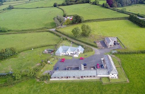 North Tamerton House | Well Farmhouse - Uk11880