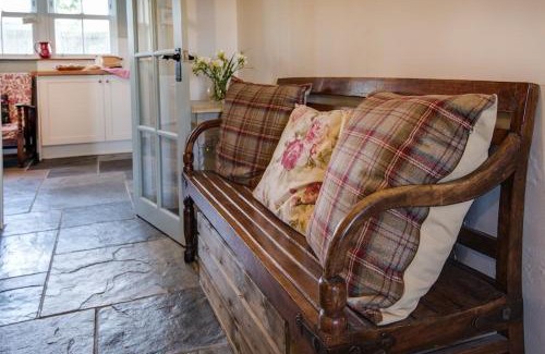 Cornhill on Tweed House | Well House