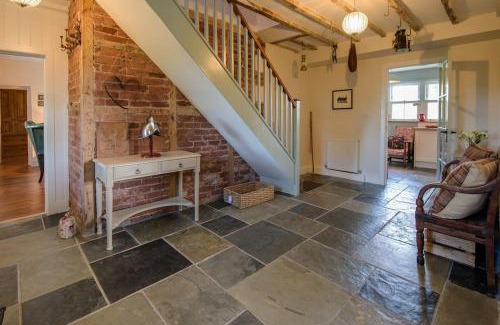Cornhill on Tweed House | Well House
